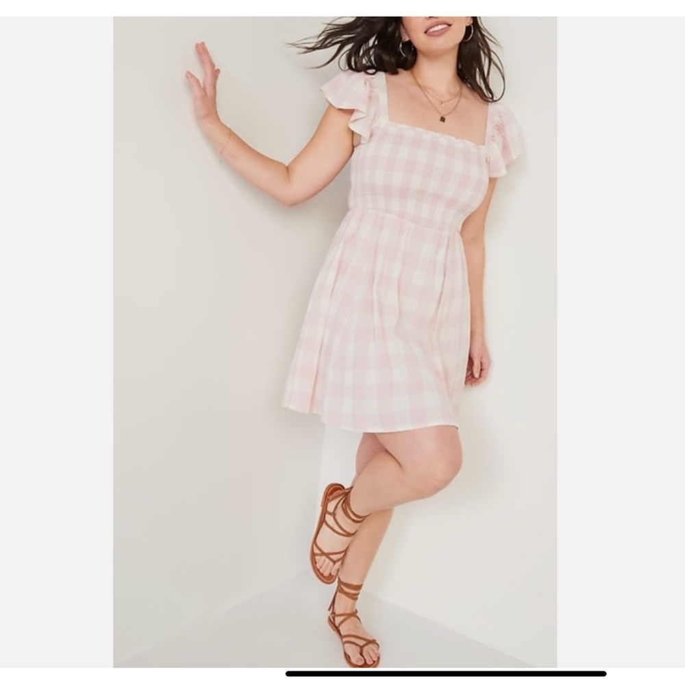 Old Navy Pink ivory Gingham smocked Dress
